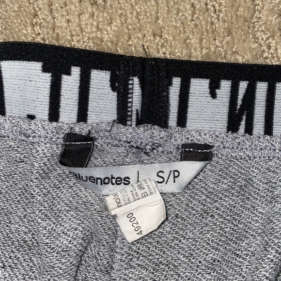 Blue notes grey shorts - Picture 4 of 4